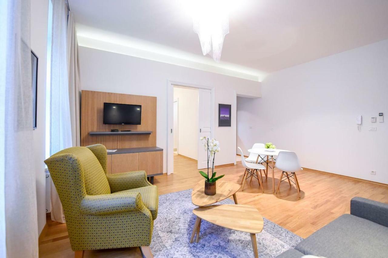 City Centre Chic Apartment Ljubljana 1/4 外观 照片